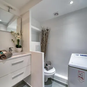  Apartment 1619 - Quartier Latin - Charming Flat