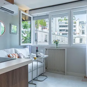De Montescal- Montparnasse With Ac 11 To 14m2 In A Prime Location Appartement